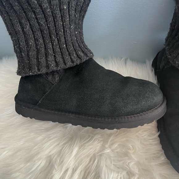 UGG CAMBRIDGE BLACK KNOT BOOTS SIZE 9 - Picture 2 of 8